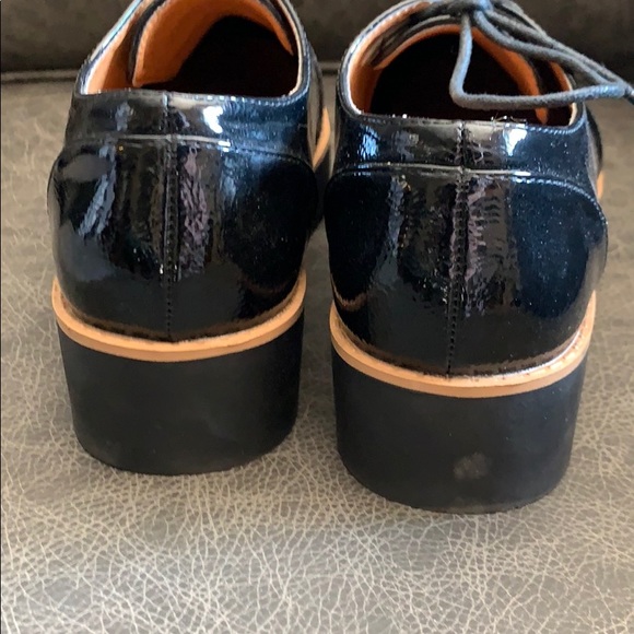 Patent Leather Chunky Heel Loafers 7 - Picture 4 of 8